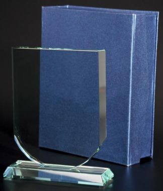 Награда стеклянная (сувенир) G001 190х150х15 в комплекте коробка
